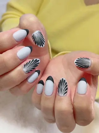 ネイル Flowerネイルサロン所属・. yukiのネイルデザイン