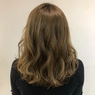ミディアム 🌷韓国レイヤー/艶 カラー🇰🇷amiのヘアスタイル