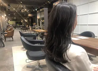 ロング マンツーマン／韓国 ヘア‎Amiのヘアスタイル