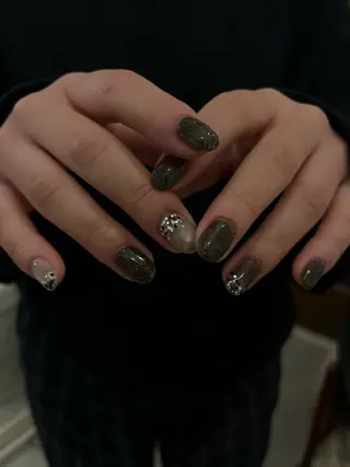 ネイル soi.__mako ⠀のネイルデザイン