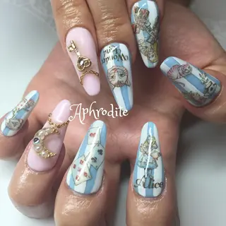 ネイル Aphrodite パラジェル認定サロンのネイルデザイン