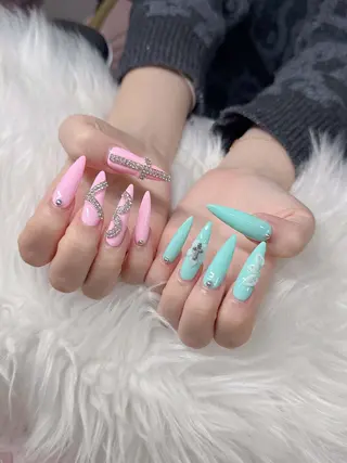 ネイル Lee Nailsのネイルデザイン