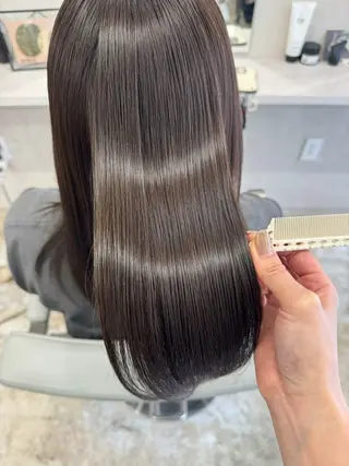 ミディアム makoto⌇レイヤ ー⌇艶カラー🍒‎のヘアスタイル