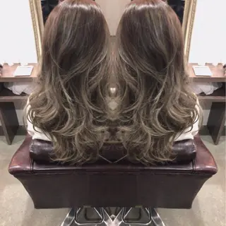 ロング カラー レイヤーカット匠 イソザキノリユキのヘアスタイル