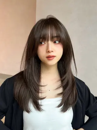 セミロング レイヤーカット/ くびれヘア佐藤大空のヘアスタイル