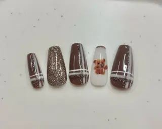 ネイル Hübsch所属・Sakura Hのネイルデザイン