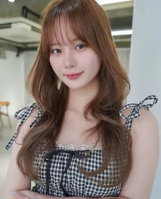 カラー 川原 すずのヘアスタイル