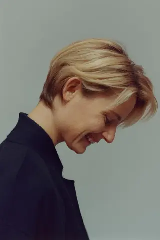 ショート 吉田一輝 外国人パーマのヘアスタイル