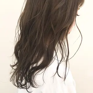 ロング カラー エクステ ハイトーン 💭黒崎ハルカのヘアスタイル