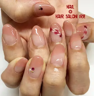 ネイル Hair salon Irie所属・與儀 知佳のネイルデザイン