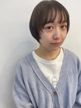 ショート カラー pole/apartment所属・💓パーマ，💗 レイヤーカットのヘアスタイル