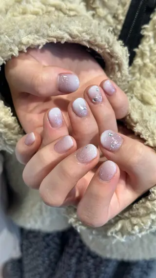 ネイル 🎀韓国レイヤー特化 🎀ベージュ/ミクのヘアスタイル