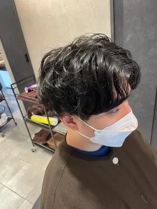 ショート パーマ メンズ 宮下 弦也のヘアスタイル