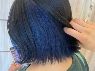 ショート カラー GRANDEUR やまだかなのヘアスタイル