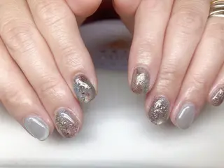 ネイル ECLAT エクラ所属・寺山 千鶴のネイルデザイン