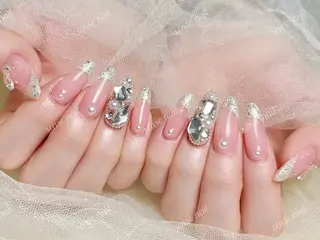 ネイル Kurieitibu 🍬Byu~tīのネイルデザイン
