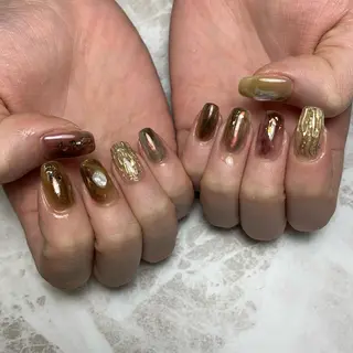 ネイル repos~ルポ~所属・里見 麗のネイルデザイン