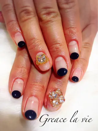 ショート カラー ネイル マツエク・マツパ Greace la vie所属・Greace  la vieのネイルデザイン