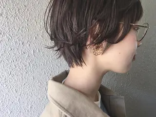 ショート サダハルカ ｜chouetteのヘアスタイル