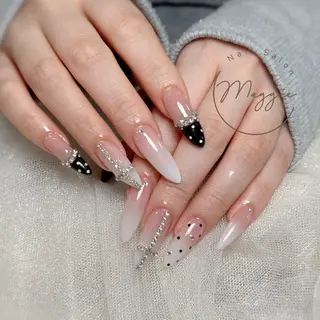 ネイル Rin 🍭のネイルデザイン