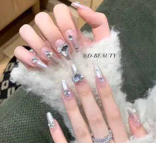 ネイル D-BEAUTY Nailsalonのネイルデザイン