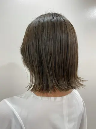 ショート カラー akane .のヘアスタイル