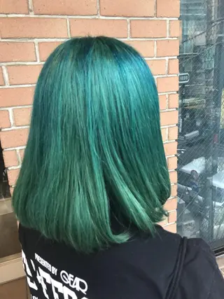 ミディアム カラー パーマ ヘアアレンジ メンズ キッズ ネイル マツエク・マツパ サロンドミルク 原宿のヘアスタイル