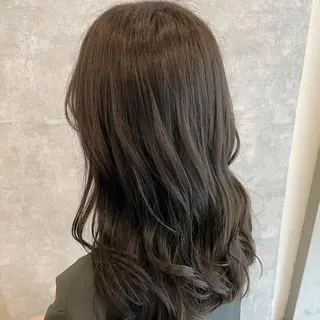 セミロング カラー FERIA梅田🖤 透明感カラー🎀のヘアスタイル