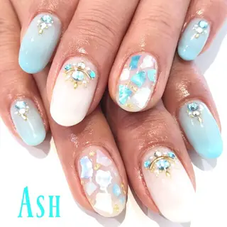 ネイル 🩵NORIKO 上品ネイルが得意🩵のネイルデザイン