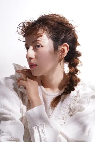 ロング 🌿 Y U Iのヘアスタイル