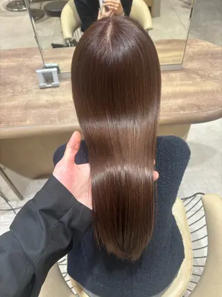 セミロング カラー とろける艶髪レイヤー カット髪質改善しゅんのヘアスタイル