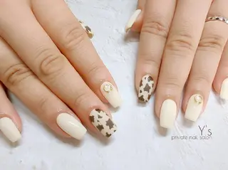 ネイル YUMI NAGAI  のネイルデザイン
