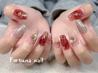 ネイル Nail •Head スパFortunaのネイルデザイン
