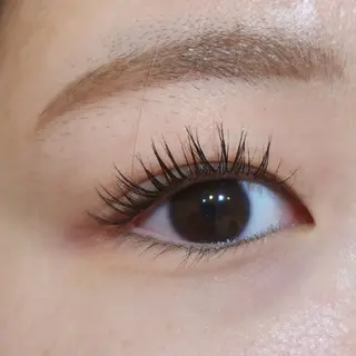 マツエク・マツパ 💜bora .のネイルデザイン