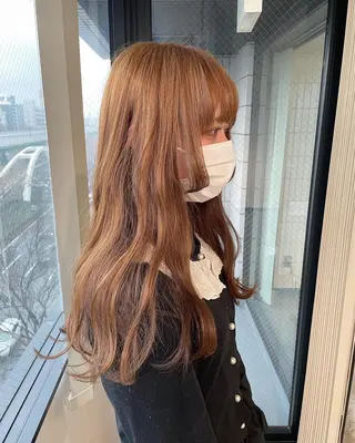 ロング カラー ハイトーン/レイヤー /ケアブリーチ石川治のヘアスタイル