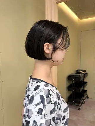 ミディアム ボブ/ぱつっとボブ/ 谷口 海星のヘアスタイル