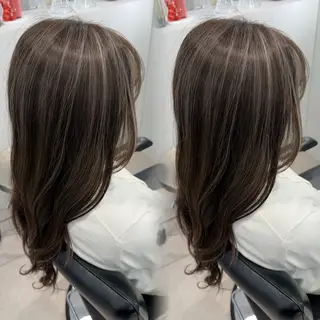 ロング カラー 表参道/ハイライト バレイヤージュのヘアスタイル