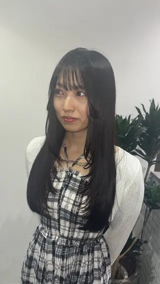 ロング カラー 大久保 桃夏のヘアスタイル