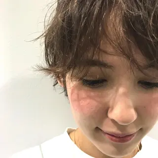 ショート カラー PHIDGE所属・山下 千明のヘアスタイル