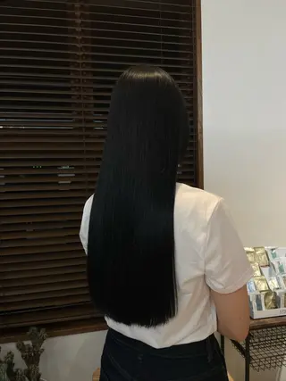 ロング niuniu所属・萩原 見咲のヘアスタイル