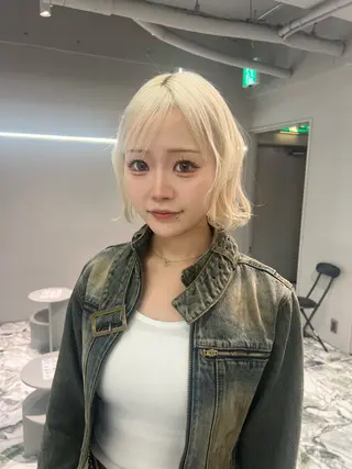 ミディアム カラー GEM/ hinanaのヘアスタイル