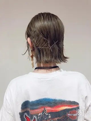 ショート ヘアアレンジ ウルフカット／吉村 桃子のヘアスタイル