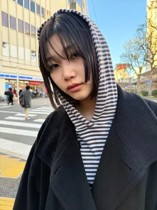 ミディアム レイヤー/顔周り/ Riku🪐のヘアスタイル