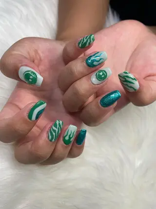 ロング カラー ヘアアレンジ キッズ ネイル マツエク・マツパ 福田 加奈のネイルデザイン