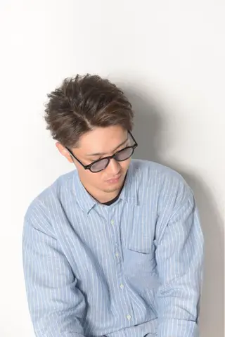 ショート カラー メンズ ゲーマー美容師 KENTOのヘアスタイル