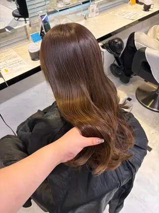 ロング カラー 透明感ベージュカラー 🪞上野🪞AIのヘアスタイル