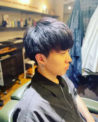 メンズ LoRE hair coordinate 京都駅前店所属・島田 龍生のヘアスタイル