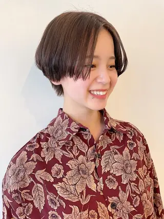 ショート カラー ヘアアレンジ tomona. iの眉毛・アイブロウイメージ