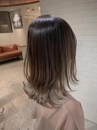 ミディアム 坂本 なつきのヘアスタイル