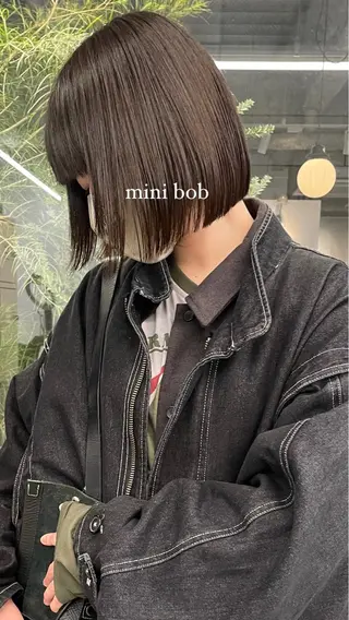 ショート パーマ、ボブ、透明感 カラー、小須田ゆあのヘアスタイル